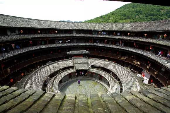 中國(guó)建筑六大派之一，閩派建筑