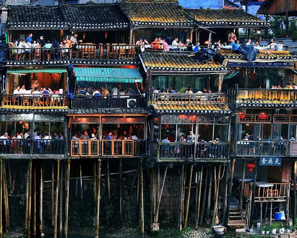 中國(guó)建筑六大門(mén)派之一，川派建筑