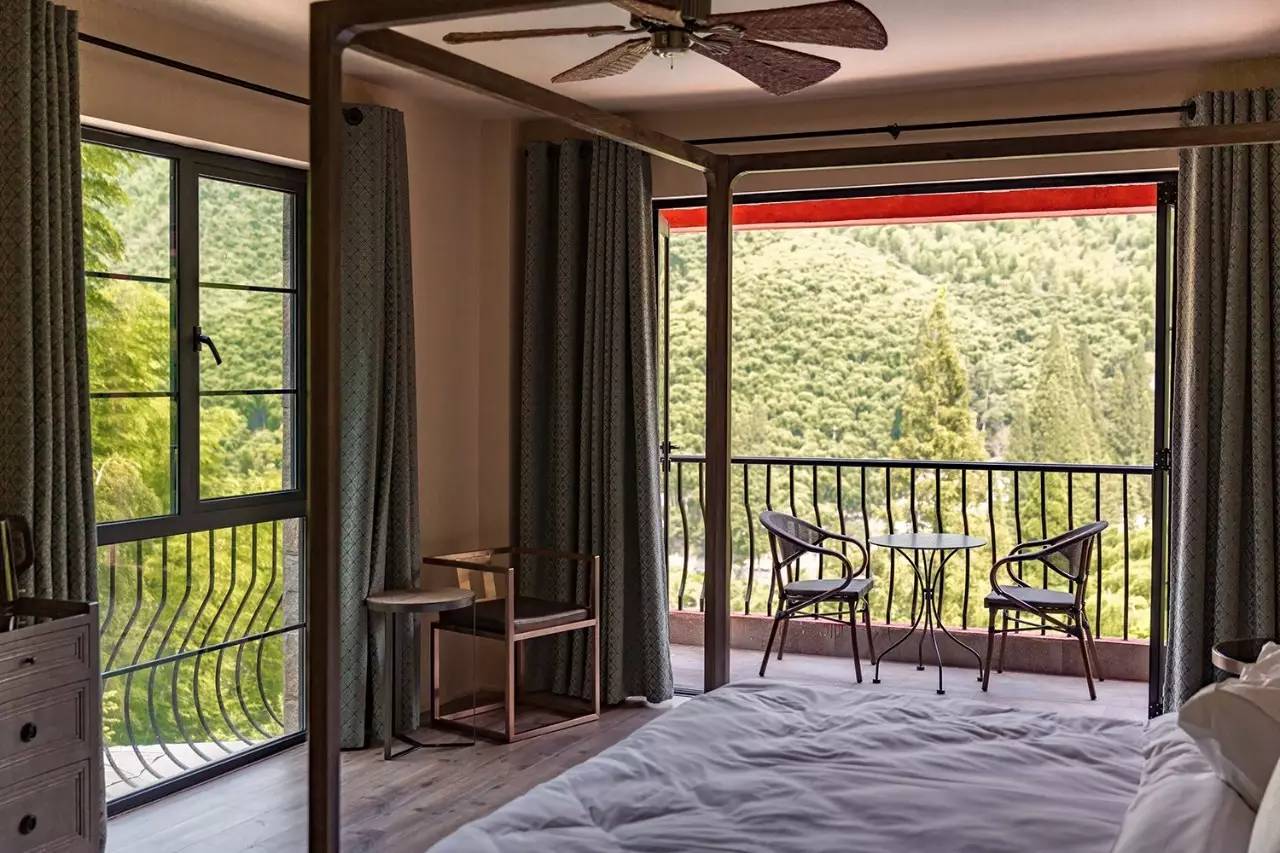 尚坡民宿，坐擁絕佳山景的無敵泳池