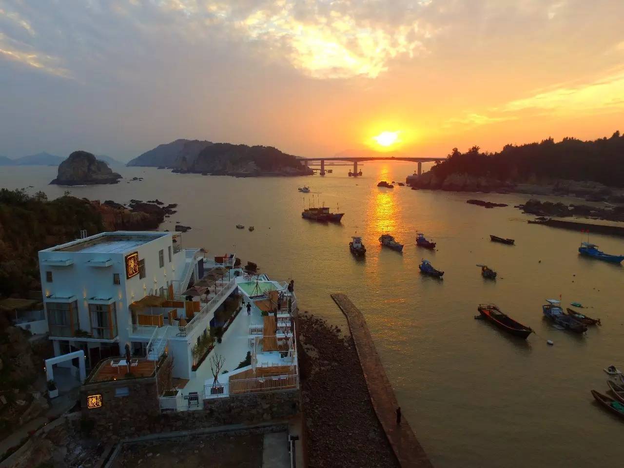 海天左舍，猶如撒歡在海與天的懷抱