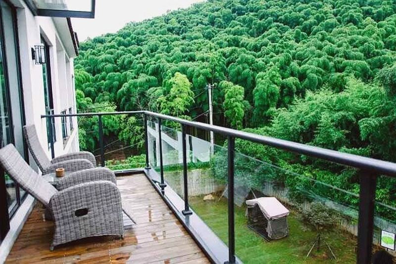 柒竹民宿，竹海里的蔚藍(lán)水