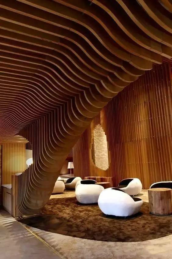 中式裝修設(shè)計，瘋狂的木頭