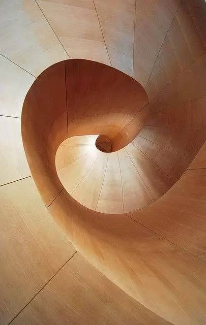 中式裝修設(shè)計(jì)，瘋狂的木頭