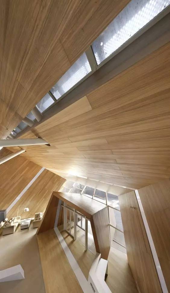 中式裝修設(shè)計，瘋狂的木頭