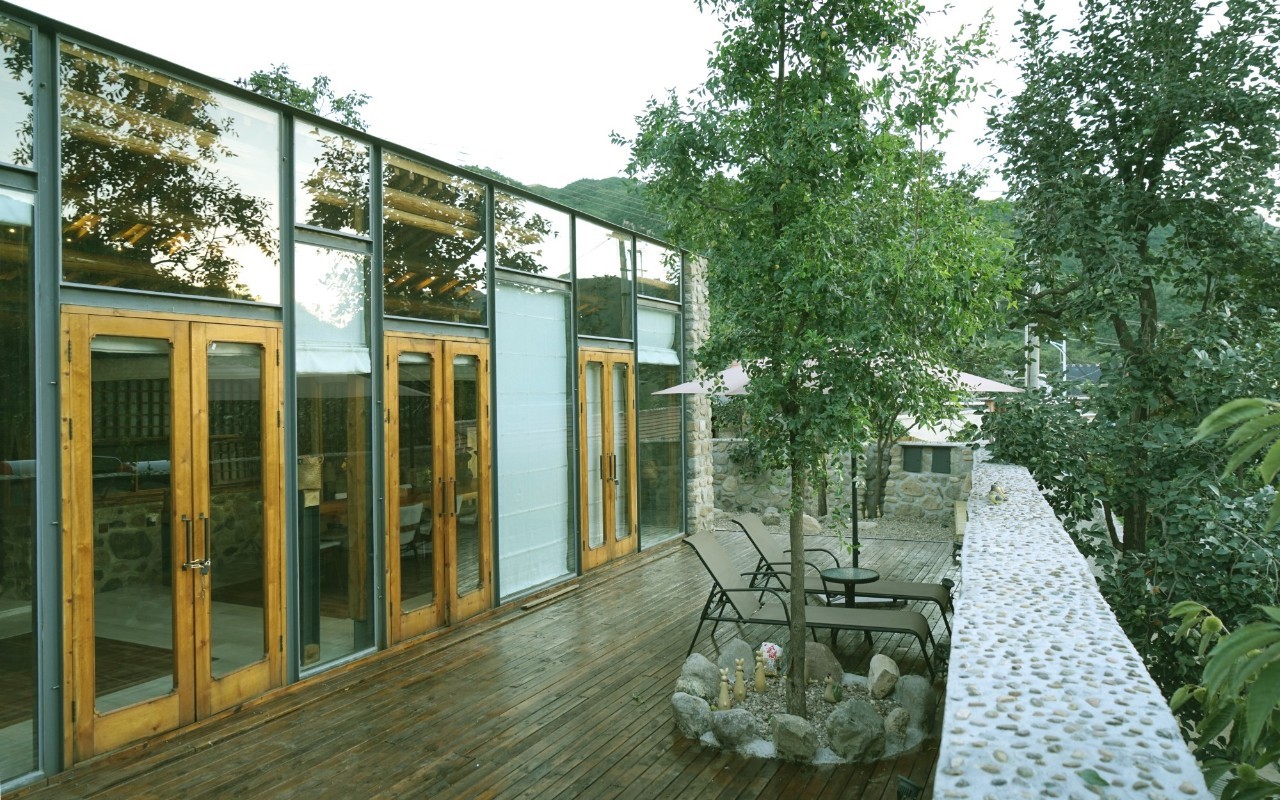 大舍為鄰，北京懷柔民宿設(shè)計(jì)