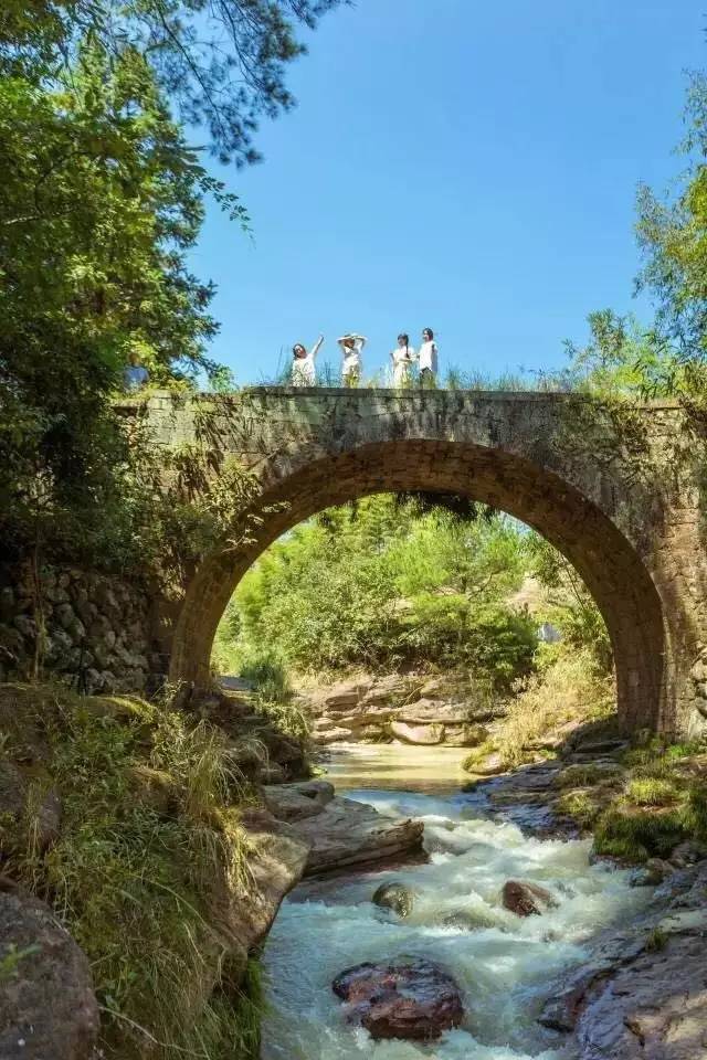 竹里云溪民宿設(shè)計(jì)，回歸田園