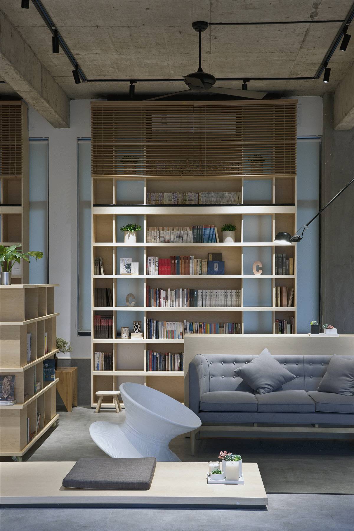 隱于繁華都市間，云初空間新中式裝修設(shè)計(jì)