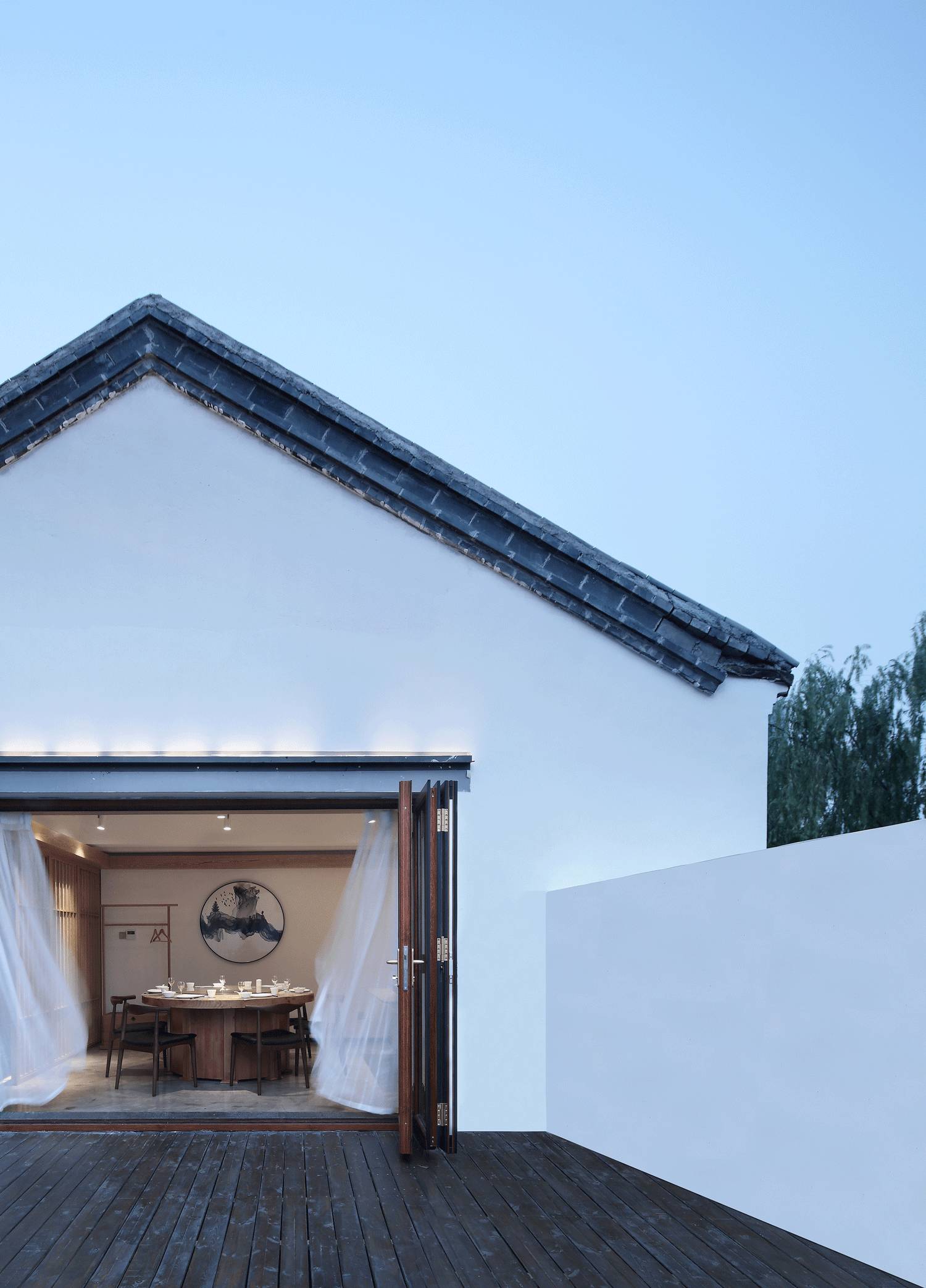 樸素安靜的禪意原木空間，中式裝修造景藝術(shù)