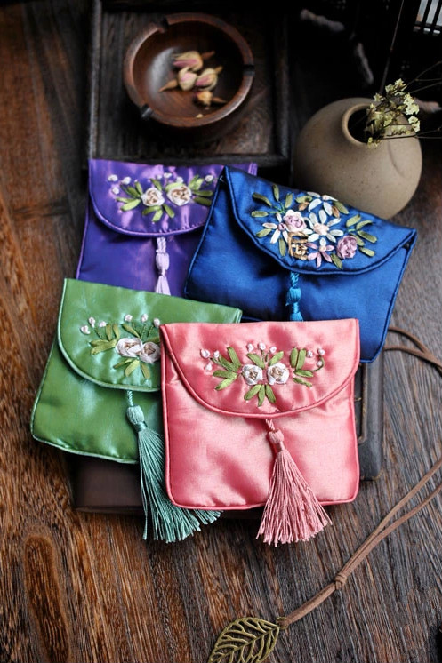 一方古意傳統(tǒng)中式手工包，復(fù)古手工繡荷包