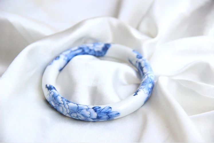 清新脫俗的福連文苑青花瓷陶瓷手鐲