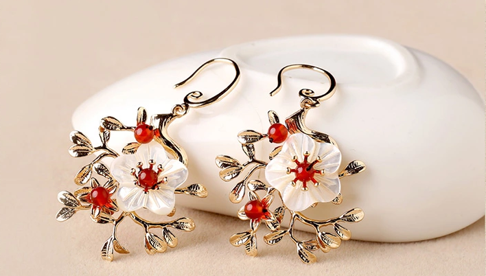 福連文苑復(fù)古氣質(zhì)花朵耳墜耳環(huán)飾品