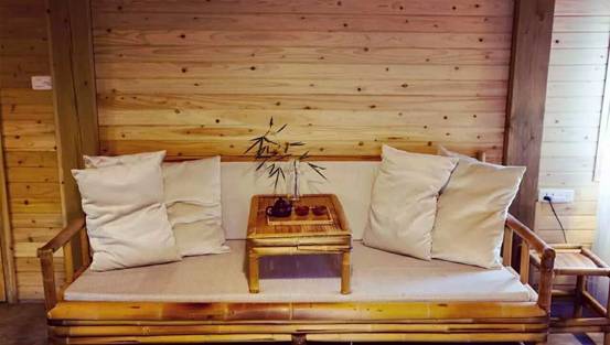 林中四舍民宿設(shè)計，一所鳥語花香的小木屋