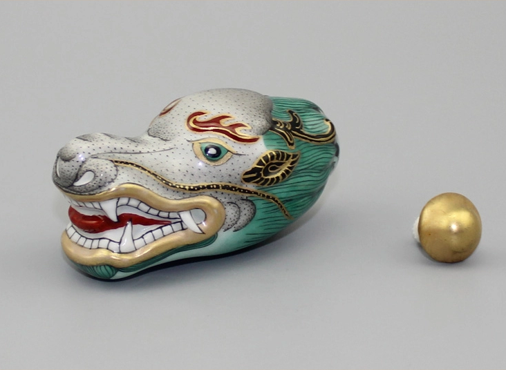 手繪粉彩描金龍?zhí)沾杀菬焿? src="/shige/d/file/bigpic/190404/04/13-1FP2141920.jpg" / data-23u7="ft8eUt"><br / data-eWT9="rFAELH">
	<img alt=