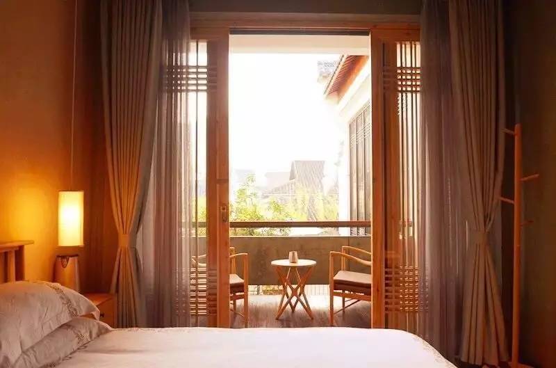 尋·尋客棧，一家超大藏書(shū)閣民宿設(shè)計(jì)