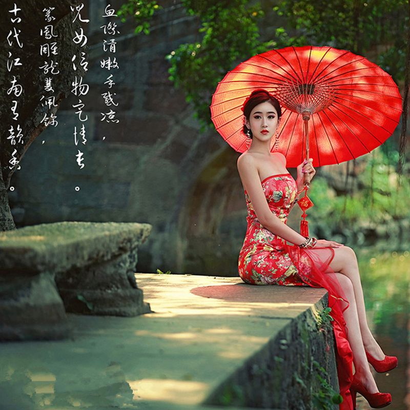 福連文苑性感抹胸中式旗袍古裝美女圖片