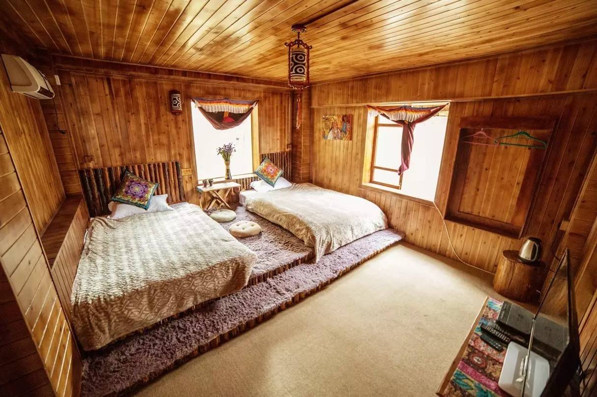 藝棧藏式客棧，我在等風(fēng)也在等你