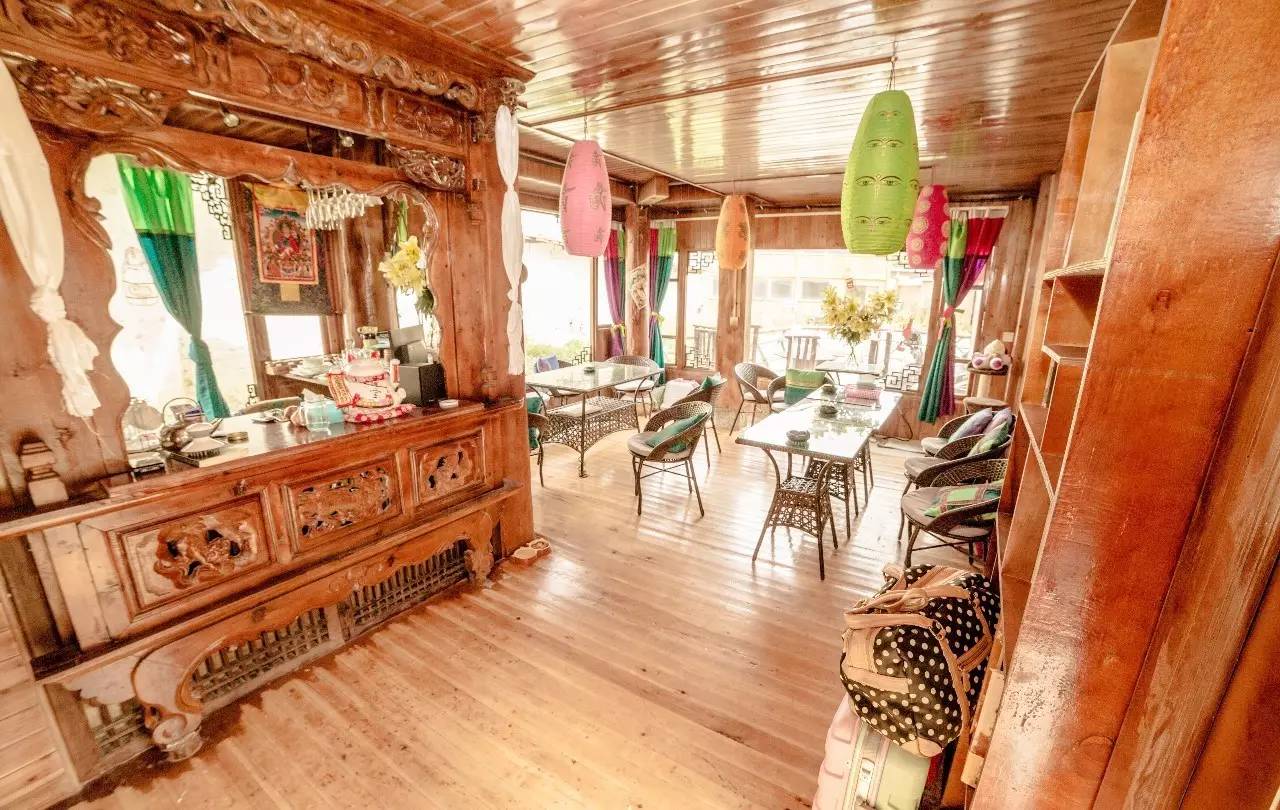 藝棧藏式客棧，我在等風(fēng)也在等你