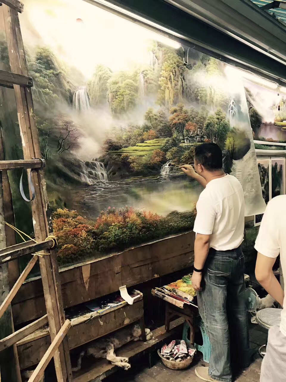 深圳大芬油畫村，詩與遠(yuǎn)方的低角度存在