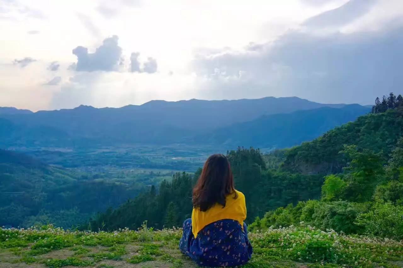 南屏喜舍民宿，從南方飛入徽州白墻灰瓦的歸燕