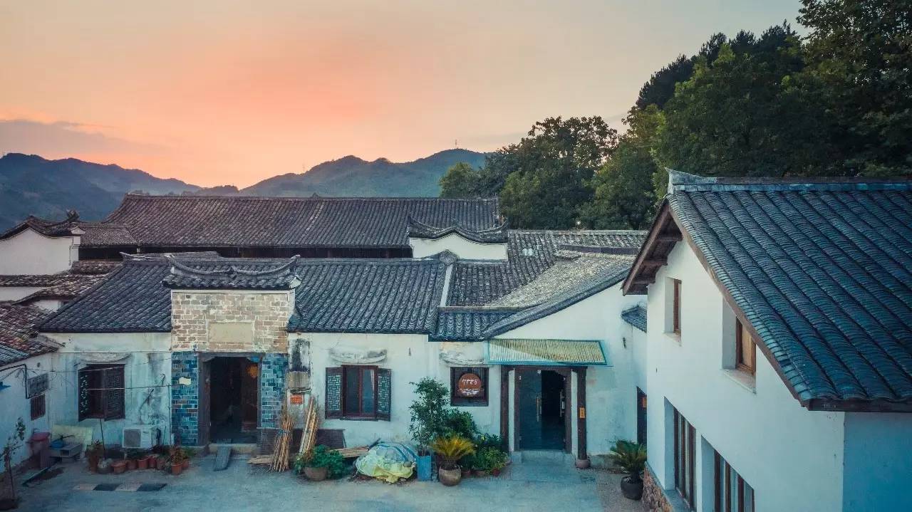 卓廬若家民宿，體味百年老宅的韻味