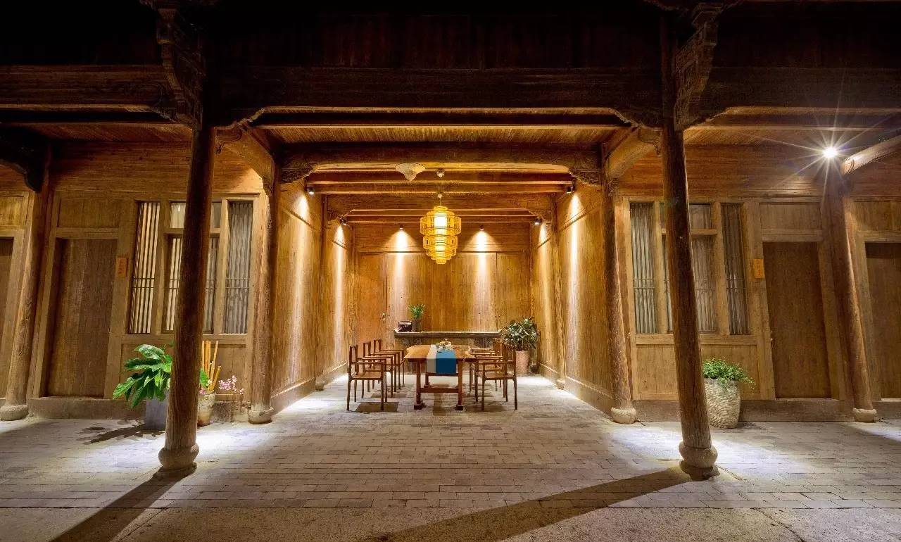 卓廬若家民宿，體味百年老宅的韻味