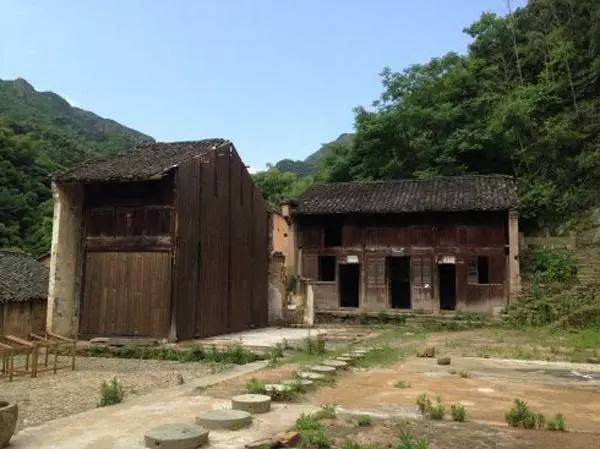 不舍·野馬嶺中國村民宿，樂在其中不忘初心