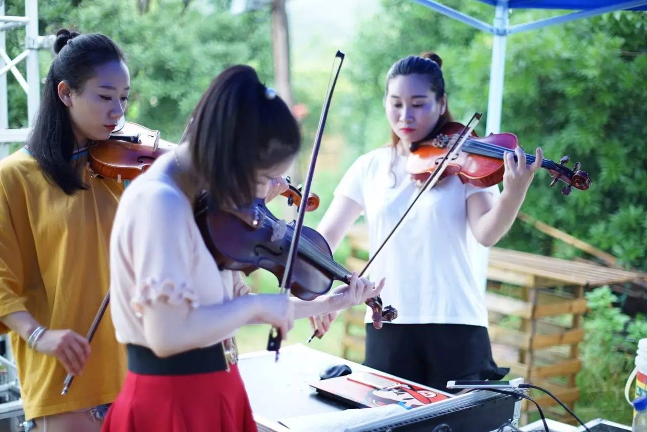 在小筑沐野民宿，不被年齡定義和束縛活出自己