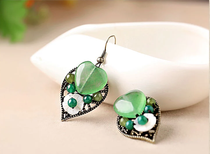 福連文苑復(fù)古氣質(zhì)首飾樹葉吊墜綠色彩玉耳環(huán)