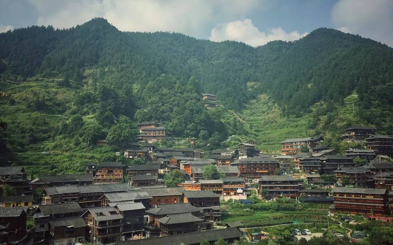 西江千戶苗寨方至客棧民宿，由幸福里團隊打造