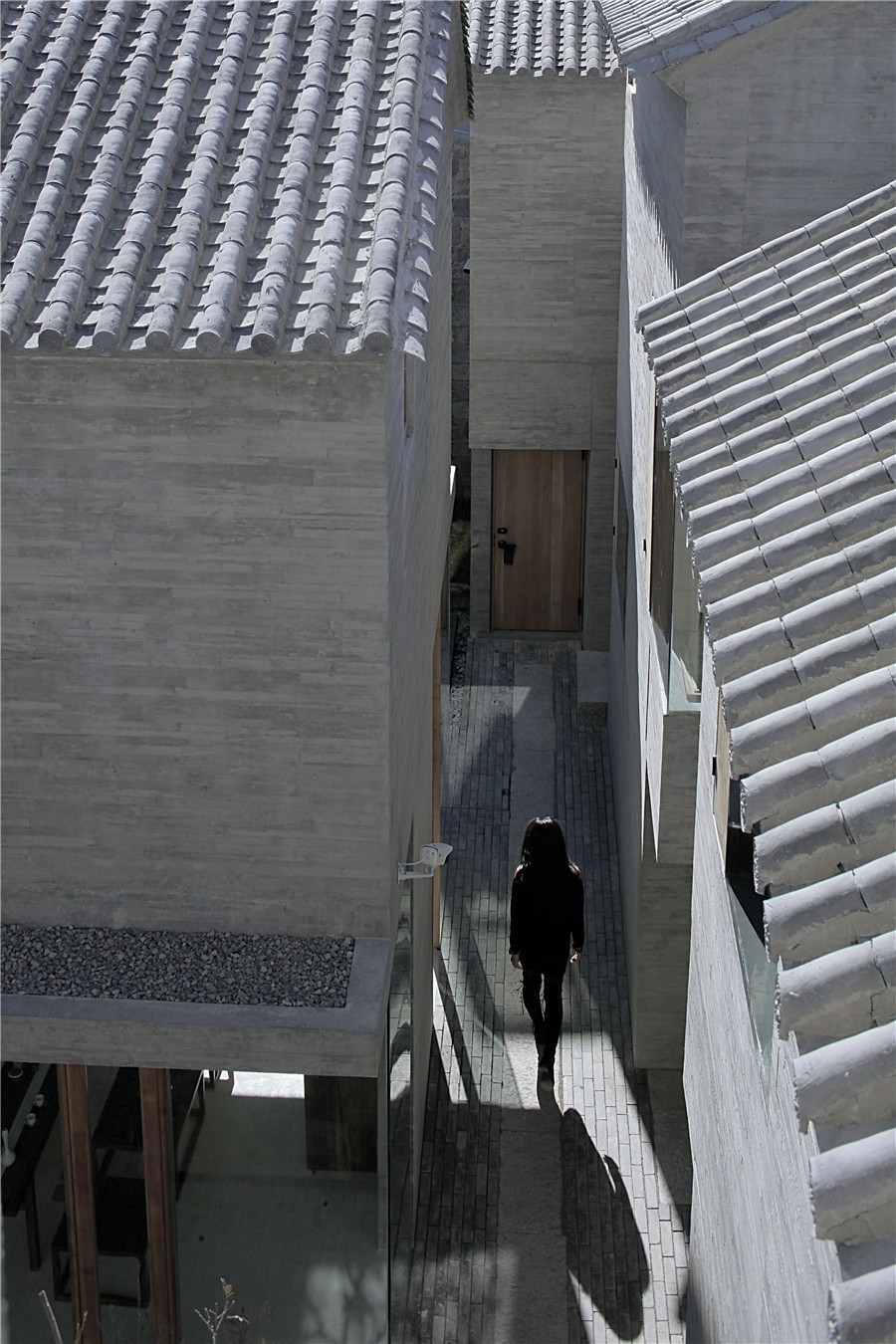 大理既下山，天光云影共徘徊