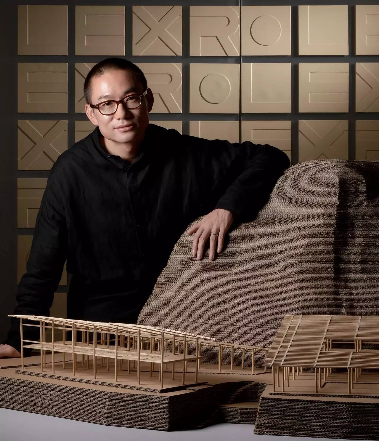 大理既下山，天光云影共徘徊