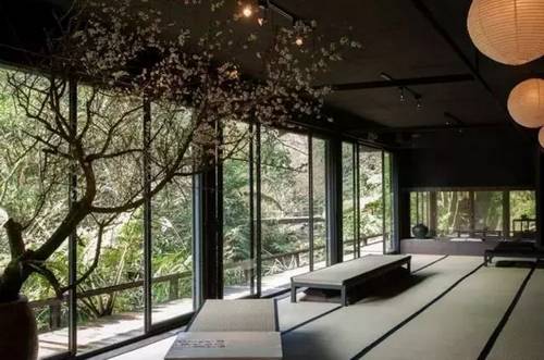 客堂間莫干山民宿，隱居深山聆聽自然