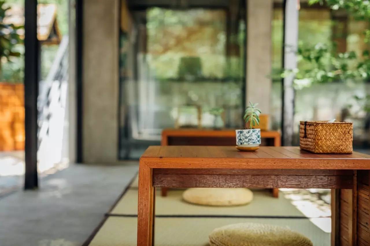 一宿·山麓之庭，一個(gè)充滿禪意山下庭院