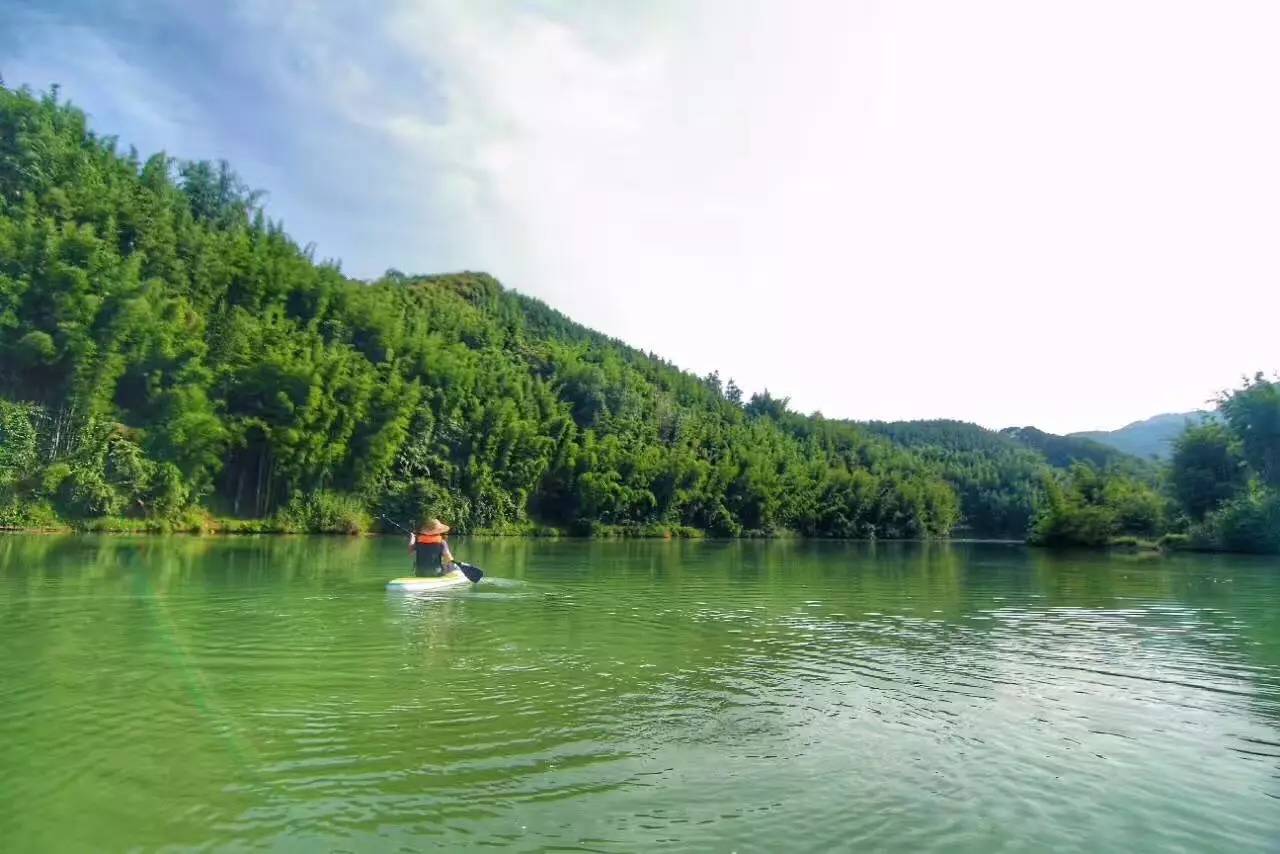 天堂山鄉(xiāng)愛樹民宿，古色古香的童話小鎮(zhèn)