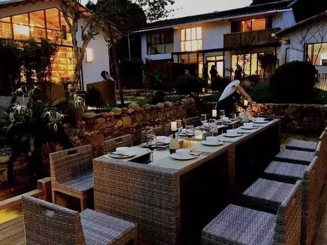 天堂山鄉(xiāng)愛樹民宿，古色古香的童話小鎮(zhèn)