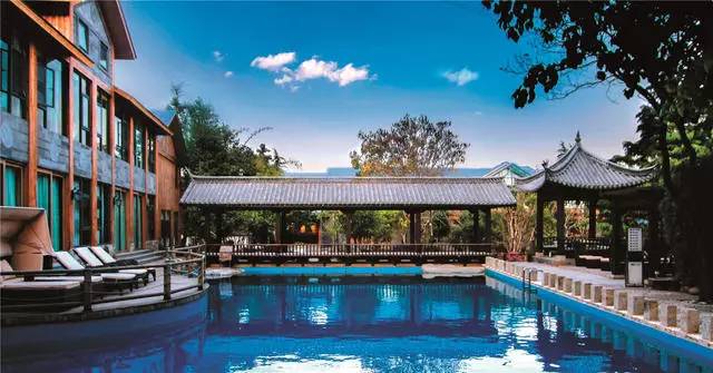 融居·銀箔泉，來銀箔泉邊喝茶看蒼山洱海