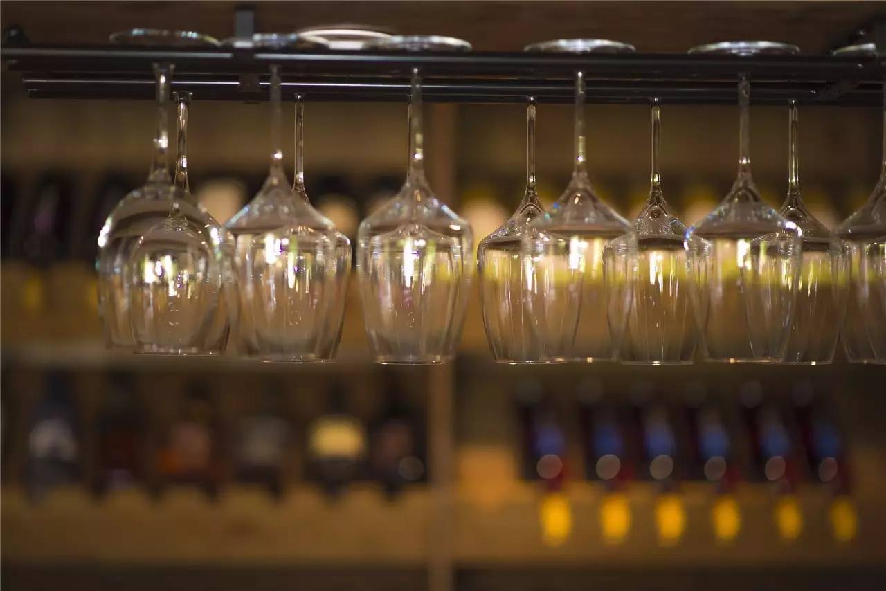 融居·銀箔泉，來銀箔泉邊喝茶看蒼山洱海