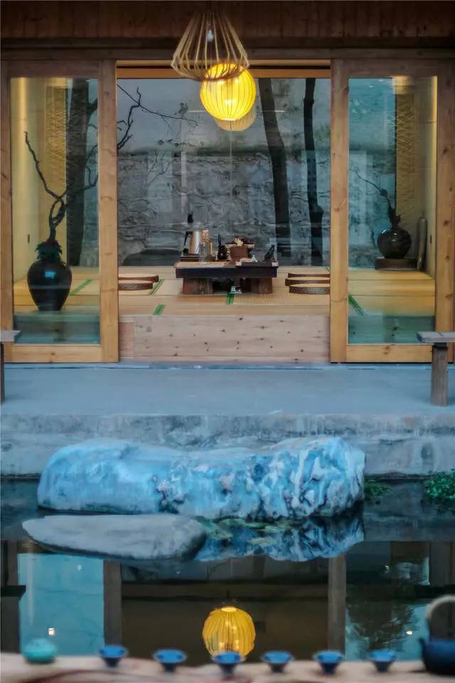 融居·銀箔泉，來銀箔泉邊喝茶看蒼山洱海