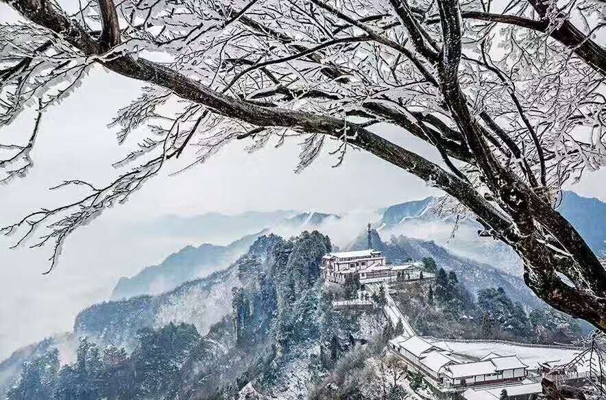 壹城一家，一座城一盞燈一個(gè)家在守候你