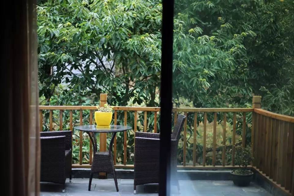 壹城一家，一座城一盞燈一個(gè)家在守候你