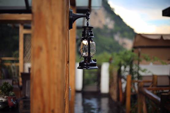 壹城一家，一座城一盞燈一個(gè)家在守候你