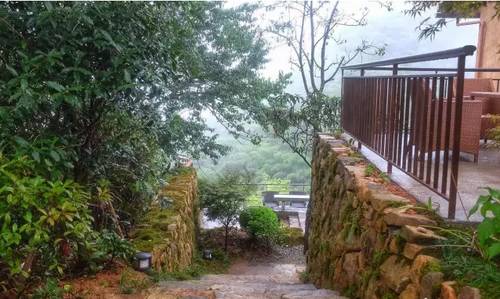 桐廬山中傳奇艾弗德堡藝社，打造一個藝術村落