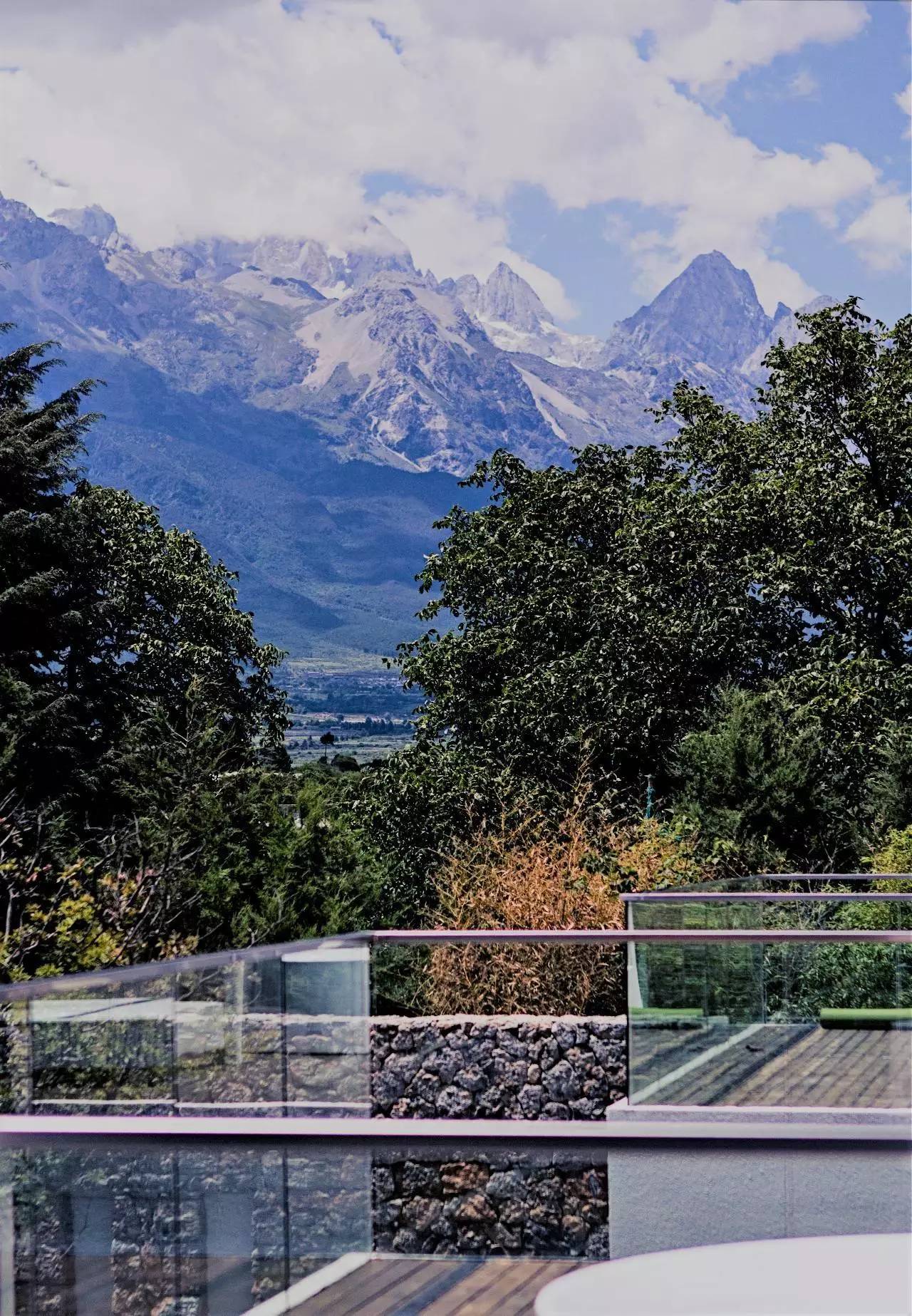 雪山莊園，只是天堂下降了一點點