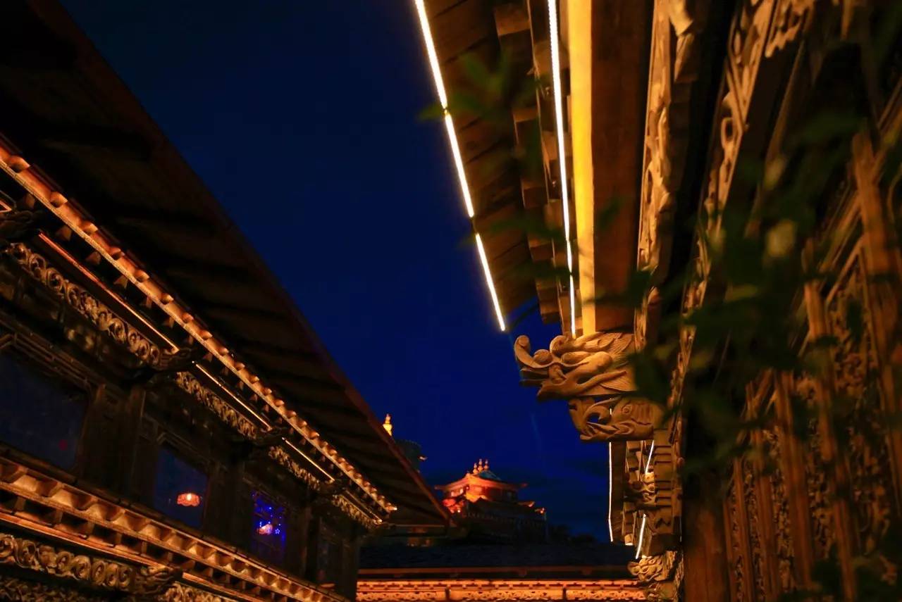 天空之城南杉藝術(shù)酒店，在月光之城尋找探索