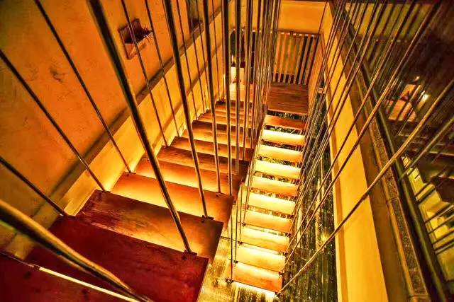 天空之城南杉藝術(shù)酒店，在月光之城尋找探索