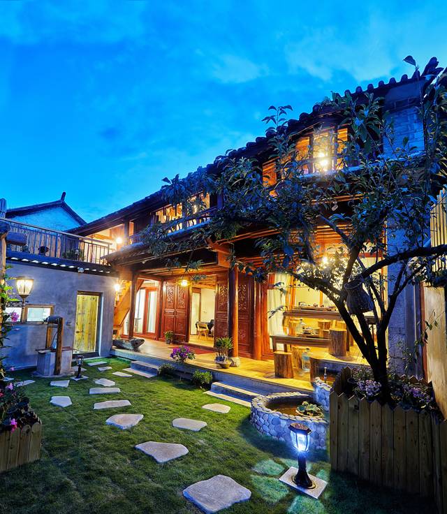 古一私邸，在大理洱海風(fēng)花雪月演繹痛快人生