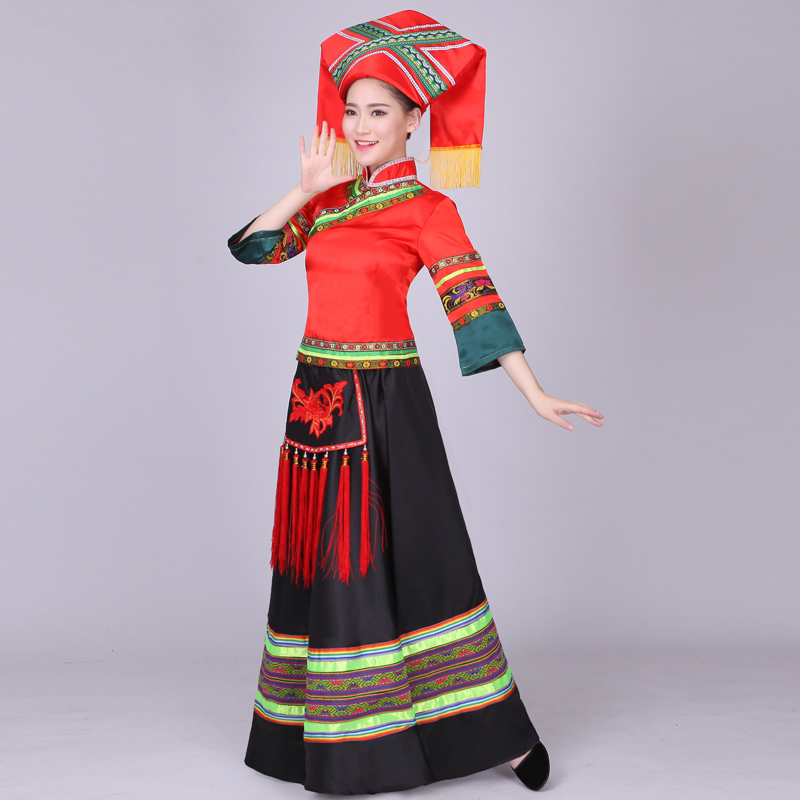 廣西壯族苗族少數民族服裝圖片