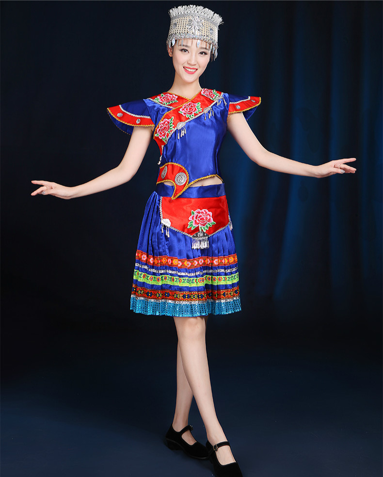 新款苗族民族服飾，云南少數(shù)民族服裝