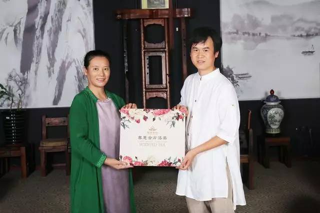 中國茶道禪茶館，茶乃人生樂事