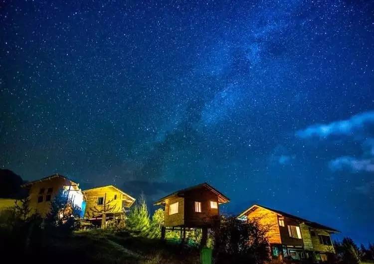 若丁山七號營地，無數(shù)人向往的“星空露營地”